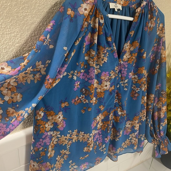 Entro Floral Blouse. Oversized see measure.Great used condition see description - Picture 4 of 7